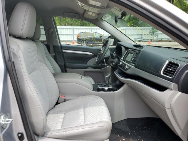 Photo 5 from auction – 2015 TOYOTA HIGHLANDER with VIN 5TDBKRFH6FS114482