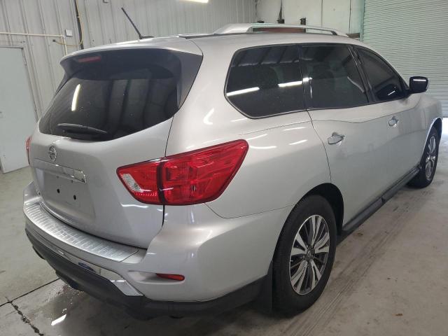 Photo 4 from auction – 2017 NISSAN PATHFINDER with VIN 5N1DR2MN0HC612696