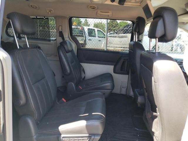 Photo 6 from auction – 2010 CHRYSLER TOWN & COU with VIN 2A4RR5D16AR299864