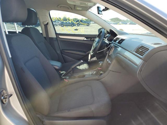 Photo 5 from auction – 2012 VOLKSWAGEN PASSAT S with VIN 1VWAP7A30CC087965