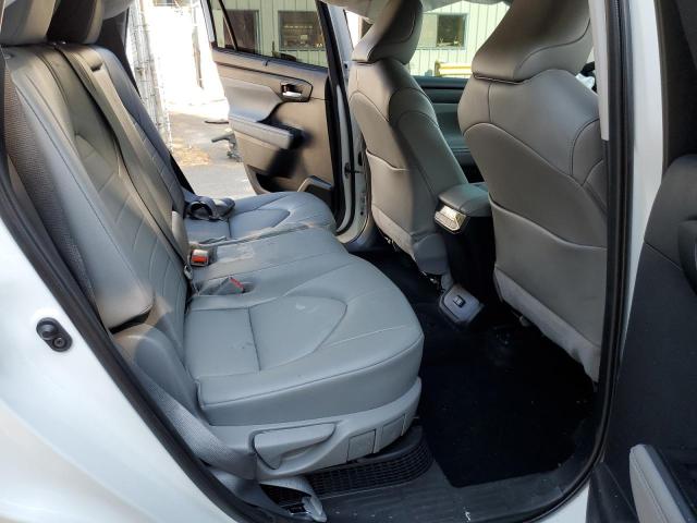 Photo 6 from auction – 2022 TOYOTA HIGHLANDER with VIN 5TDHBRCH1NS538827