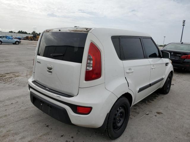 Photo 4 from auction – 2013 KIA SOUL with VIN KNDJT2A57D7576991
