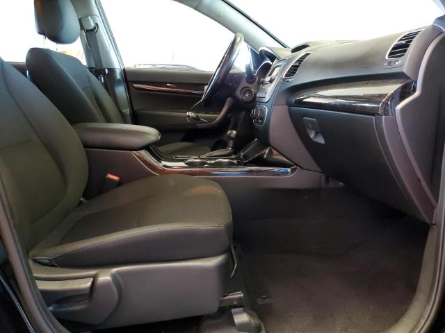 Photo 5 from auction – 2015 KIA SORENTO LX with VIN 5XYKTCA60FG641401