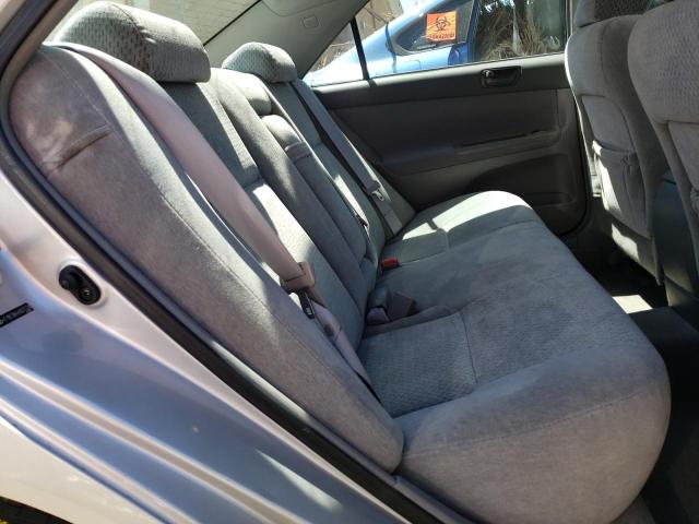 Photo 6 from auction – 2004 TOYOTA CAMRY LE with VIN 4T1BF30K44U077538