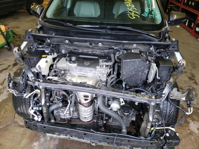 Photo 7 from auction – 2016 TOYOTA RAV4 LIMIT with VIN 2T3DFREV2GW539122