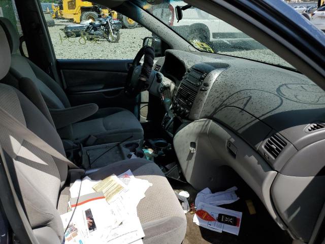 Photo 5 from auction – 2010 TOYOTA SIENNA CE with VIN 5TDKK4CC8AS334081