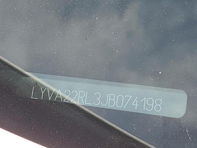 Photo 10 from auction – 2018 VOLVO XC60 T6 with VIN LYVA22RL3JB074198