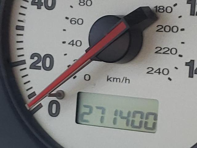 Photo 8 from auction – 2002 HONDA CIVIC LX with VIN JHMES165X2S004443