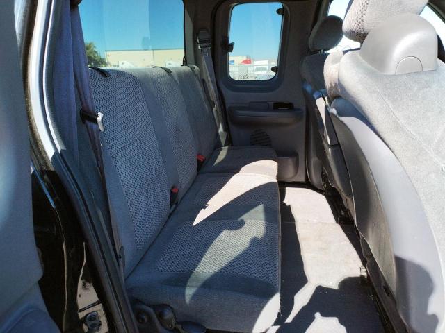 Photo 6 from auction – 2002 FORD F150 with VIN 2FTRX18L52CA00403