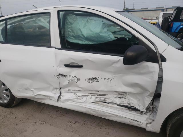 Photo 9 from auction – 2015 NISSAN VERSA S with VIN 3N1CN7AP5FL952249