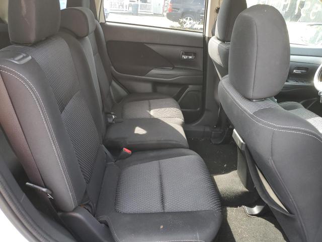 Photo 6 from auction – 2017 MITSUBISHI OUTLANDER with VIN JA4AZ2A30HZ016425