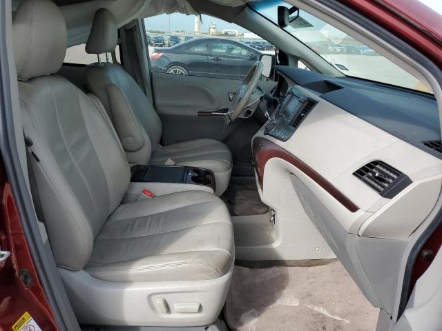 Photo 5 from auction – 2012 TOYOTA SIENNA XLE with VIN 5TDYK3DC8CS193583
