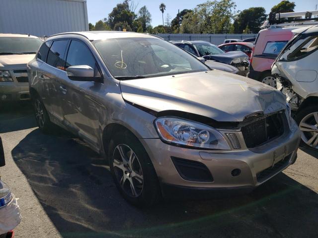 VOLVO XC60 T6 2011 with VIN YV4902DZ1B2202121 - Photo from auction