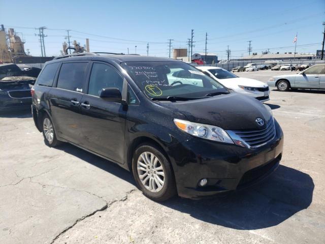 Photo 1 from auction – 2017 TOYOTA SIENNA XLE with VIN 5TDYZ3DC6HS856085