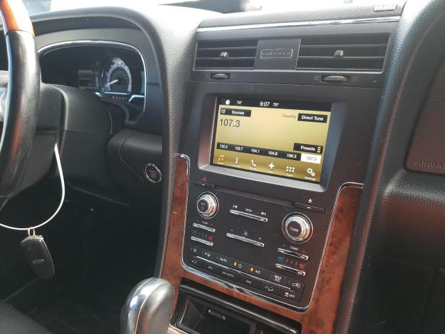 Photo 9 from auction – 2016 LINCOLN NAVIGATOR with VIN 5LMJJ3JT4GEL03042