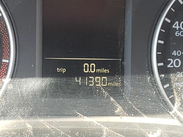 Photo 8 from auction – 2015 VOLKSWAGEN PASSAT S with VIN 1VWAT7A36FC086285