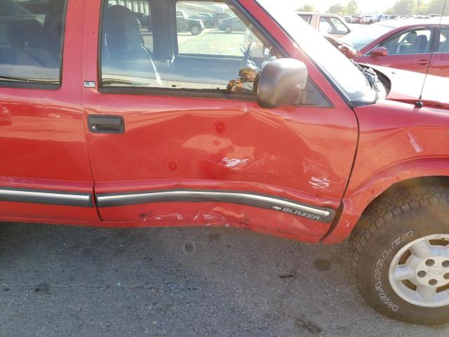 Photo 9 from auction – 2000 CHEVROLET BLAZER with VIN 1GNDT13W3Y2210193