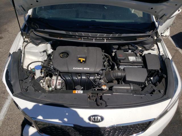 Photo 7 from auction – 2017 KIA FORTE LX with VIN 3KPFK4A73HE041605