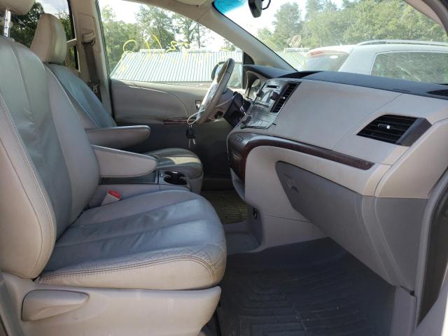 Photo 5 from auction – 2011 TOYOTA SIENNA XLE with VIN 5TDDK3DC6BS023946