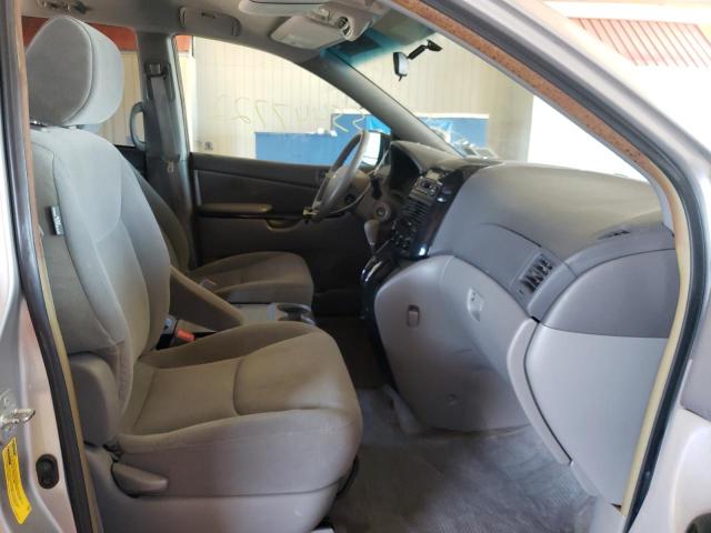 Photo 5 from auction – 2005 TOYOTA SIENNA CE with VIN 5TDZA23C05S346124