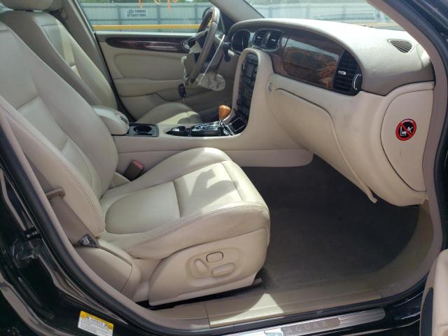 Photo 5 from auction – 2004 JAGUAR XJ8 with VIN SAJEA71C04SG10631