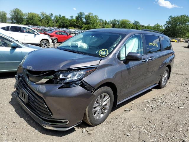 Photo 2 from auction – 2022 TOYOTA SIENNA XLE with VIN 5TDYSKFC0NS047124