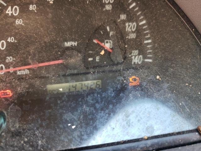 Photo 8 from auction – 2003 TOYOTA CAMRY LE with VIN 4T1BE30K03U247069