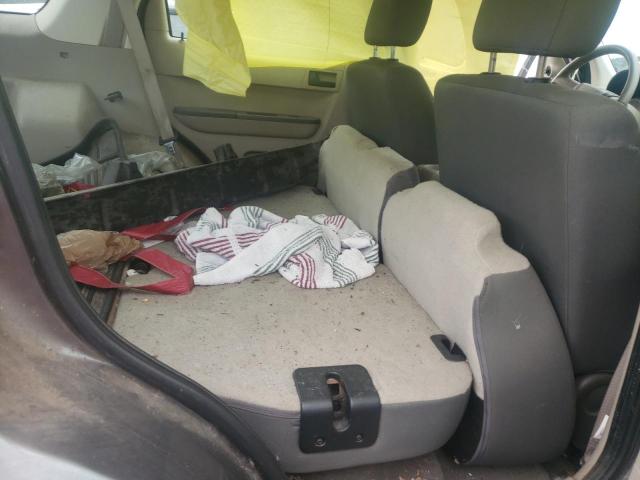Photo 6 from auction – 2010 FORD ESCAPE XLS with VIN 1FMCU0C79AKA05712