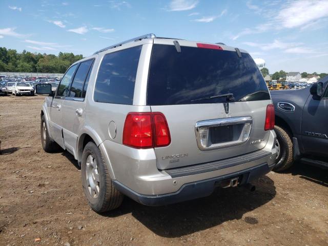 Photo 3 from auction – 2005 LINCOLN NAVIGATOR with VIN 5LMFU28555LJ06355