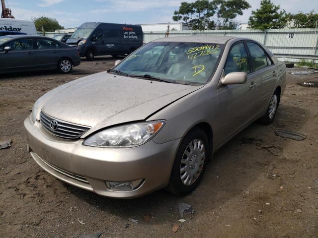 Photo 2 from auction – 2005 TOYOTA CAMRY LE with VIN 4T1BE32K85U427285