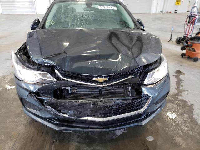 Photo 9 from auction – 2017 CHEVROLET CRUZE LT with VIN 3G1BE6SM8HS582164
