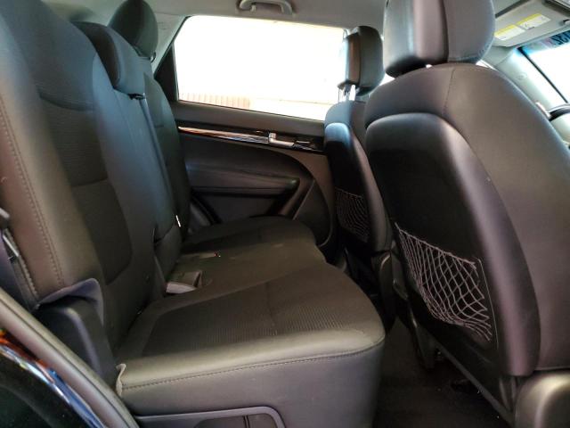 Photo 6 from auction – 2015 KIA SORENTO LX with VIN 5XYKTCA60FG641401