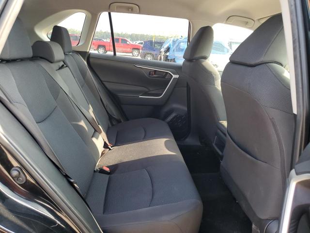 Photo 6 from auction – 2019 TOYOTA RAV4 LE with VIN JTMH1RFV9KD505957