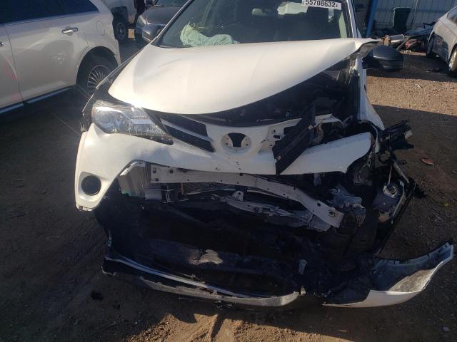 Photo 9 from auction – 2015 TOYOTA RAV4 LE with VIN JTMBFREV8FJ048297