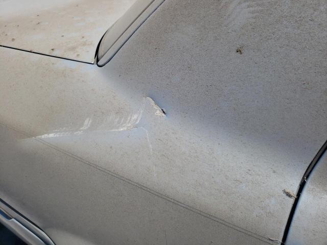 Photo 9 from auction – 2003 MERCURY GRAND MARQ with VIN 2MEFM74W93X646826