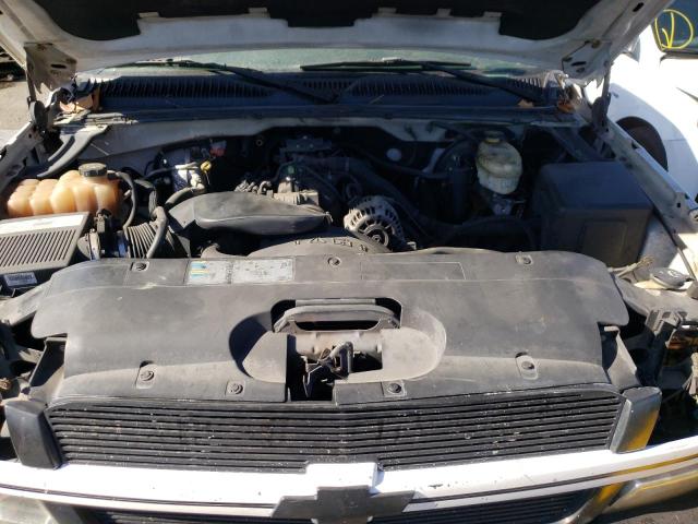 Photo 7 from auction – 2003 CHEVROLET SILVERADO with VIN 1GCEC14V83Z137888