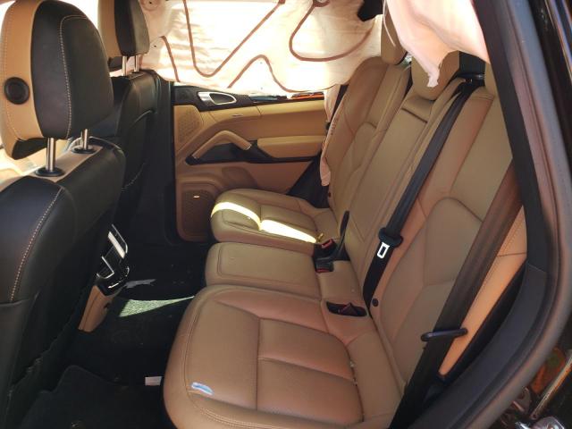 Photo 6 from auction – 2016 PORSCHE CAYENNE with VIN WP1AA2A28GKA36321