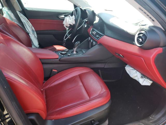 Photo 5 from auction – 2018 ALFA ROMEO GIULIA with VIN ZARFAEBN4J7593728