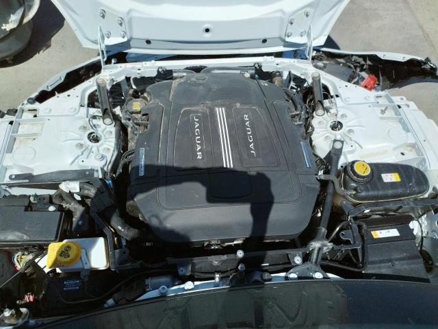 Photo 7 from auction – 2016 JAGUAR F-TYPE S with VIN SAJWA6BU5G8K25599