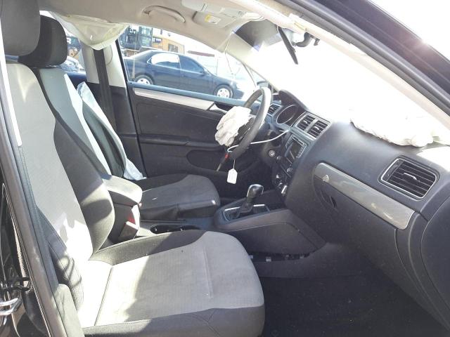 Photo 5 from auction – 2017 VOLKSWAGEN JETTA S with VIN 3VW2B7AJ4HM350644