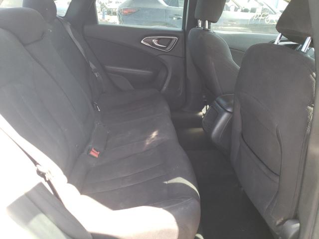 Photo 6 from auction – 2015 CHRYSLER 200 LIMITE with VIN 1C3CCCAB0FN637153