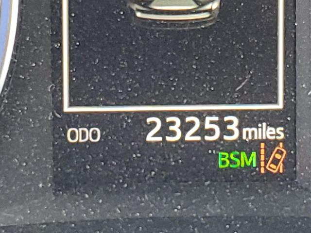 Photo 8 from auction – 2018 TOYOTA HIGHLANDER with VIN 5TDKZRFH5JS542788
