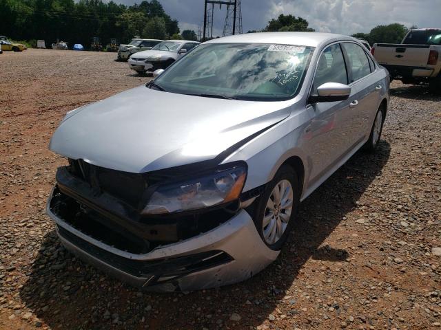 Photo 2 from auction – 2015 VOLKSWAGEN PASSAT S with VIN 1VWAS7A34FC112403