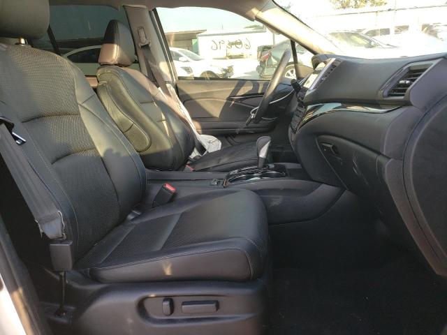 Photo 5 from auction – 2018 HONDA RIDGELINE with VIN 5FPYK3F79JB007378