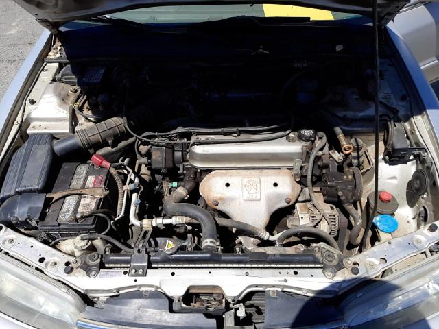 Photo 7 from auction – 1997 HONDA ACCORD SE with VIN 1HGCD5605VA033178