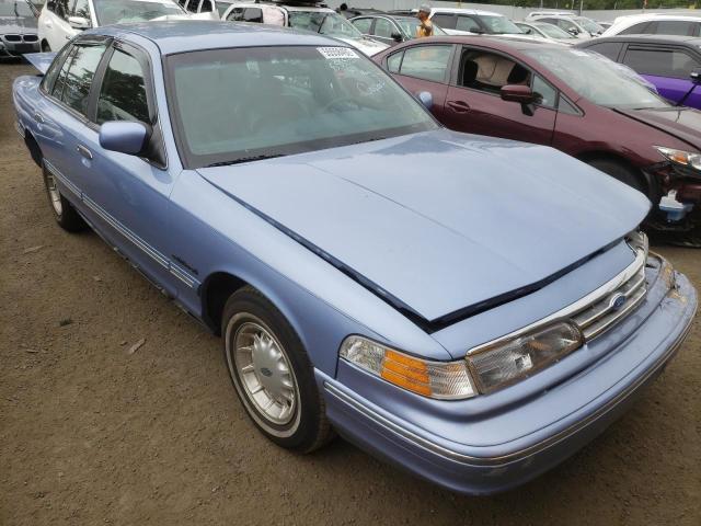 FORD CROWN VICT 1995 with VIN 2FALP74W3SX149660 - Photo from auction