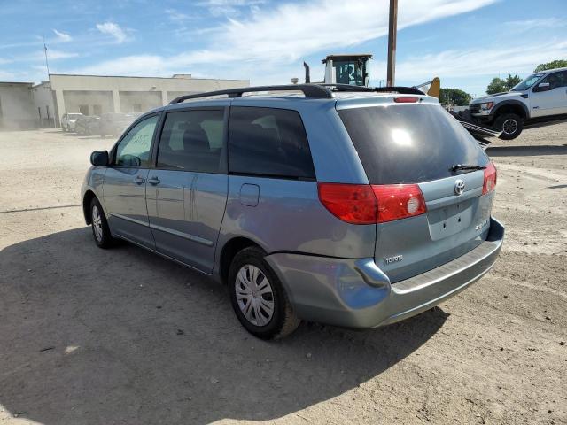 Photo 3 from auction – 2010 TOYOTA SIENNA CE with VIN 5TDKK4CC2AS341284