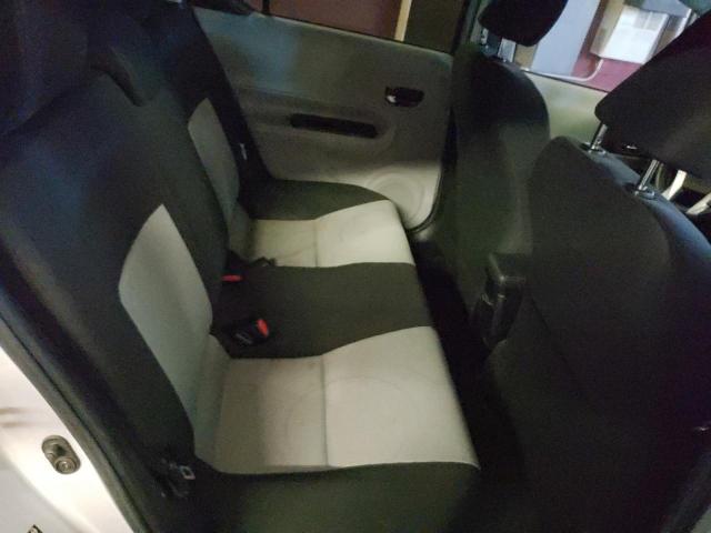 Photo 6 from auction – 2013 TOYOTA PRIUS C with VIN JTDKDTB30D1555181