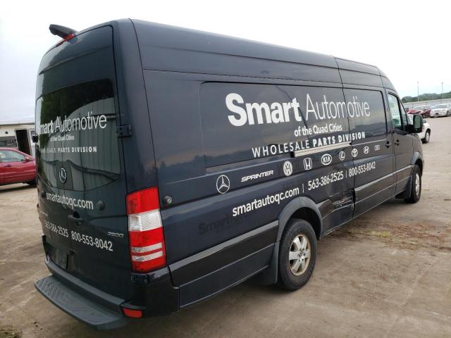 Photo 4 from auction – 2018 MERCEDES-BENZ SPRINTER 2 with VIN WD3PE8CD3JP620048
