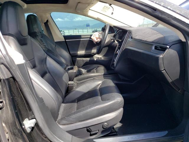 Photo 5 from auction – 2016 TESLA MODEL S with VIN 5YJSA1E24GF143700